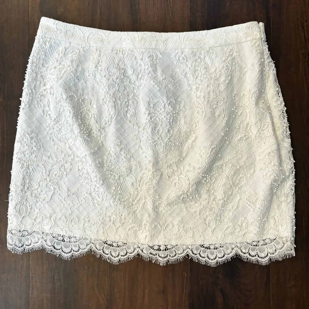 Forever New White Lace Beaded Mini Skirt Women’s Sz Medium Coquette Girl